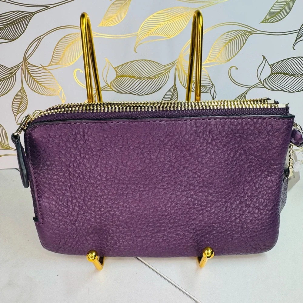 Coach Corner Zip plum pebble Leather Wristlet - Picture 3 of 6